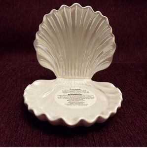 Bath & Body Works White Clam Shell Candle Holder/NWT ✨️